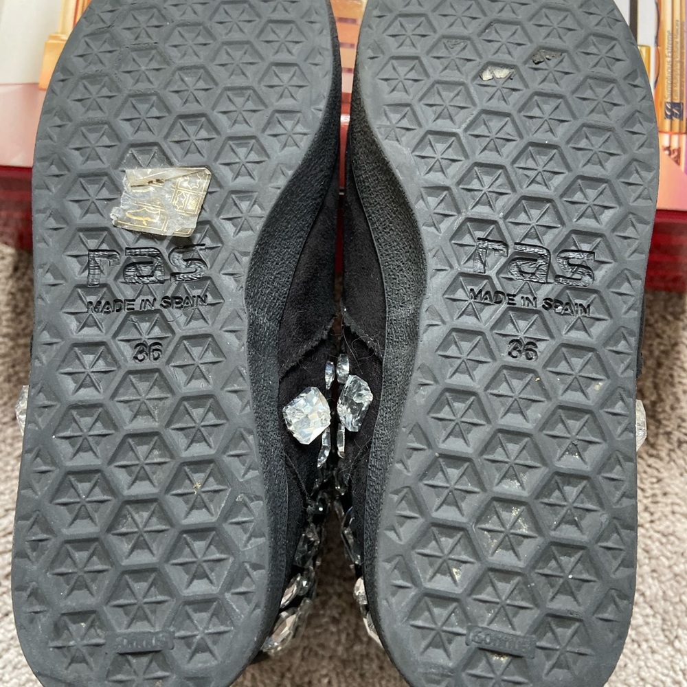 RAS Bootie - Picture 5 of 5